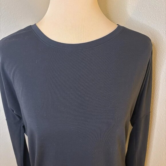 Prana Black Long Sleeve Crew Neck Top Twist Open Back Women's Size Small #263 - Picture 3 of 7